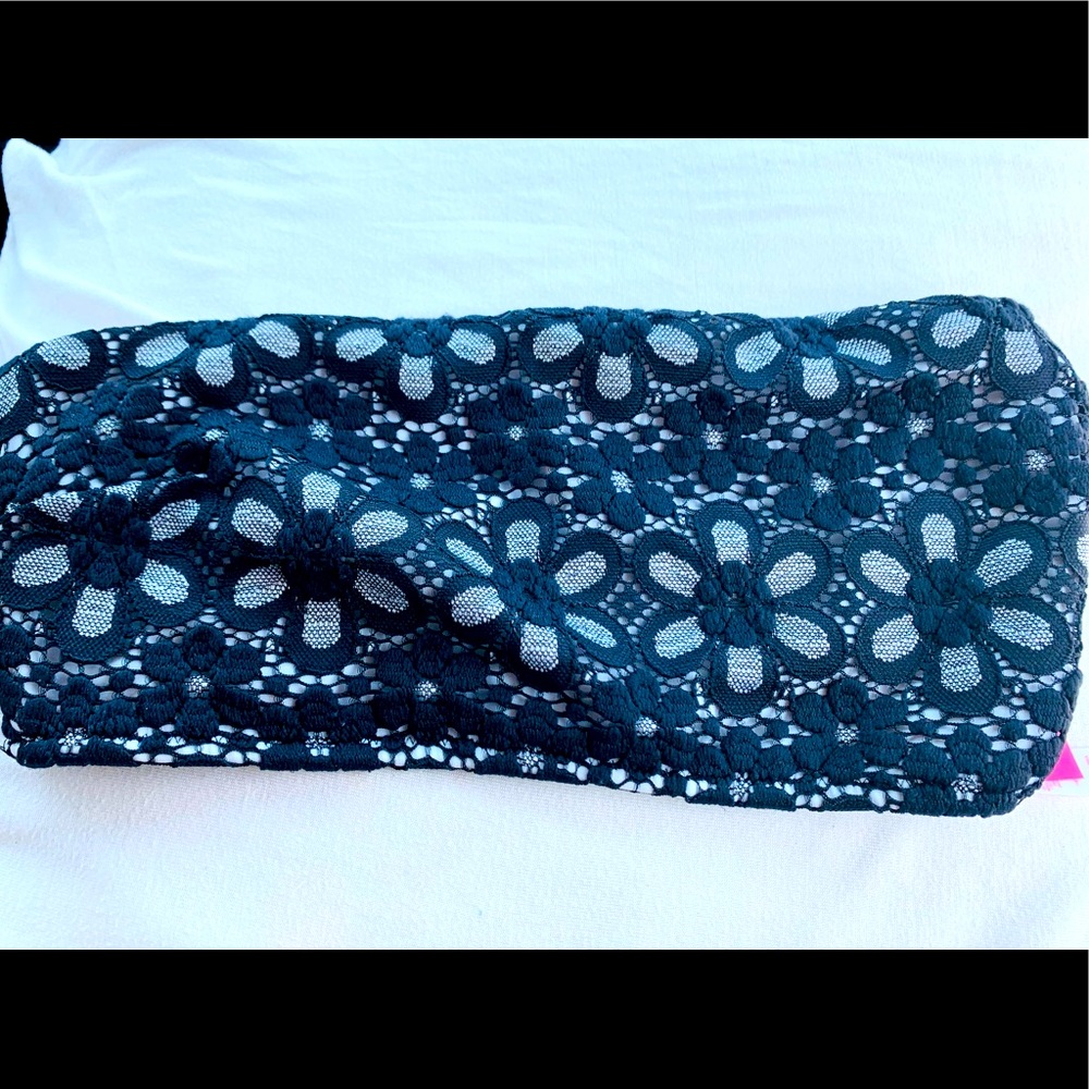 Victoria’s Secret size small black bandeau bra